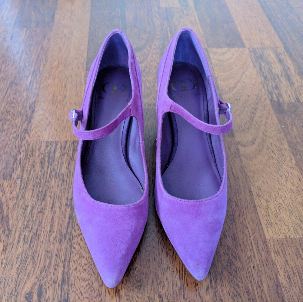 Kelsi dagger violet suede pumps